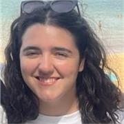 Estudiante de Filología Hispánica, C1 de euskera y con bachillerato bio-sanitario imparte de euskera y lengua y literatura